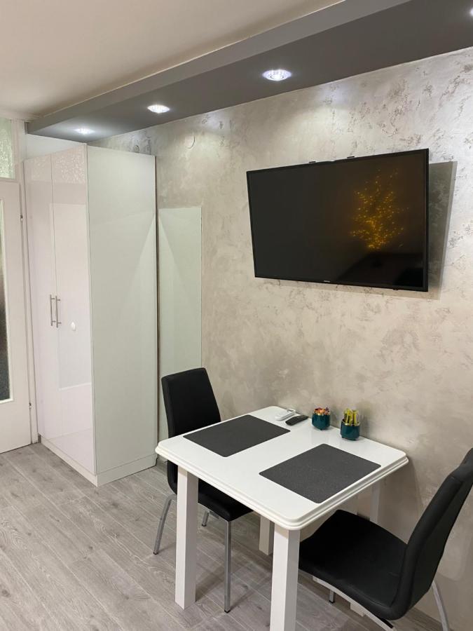 Manirosi 5 Apartment Subotica Ngoại thất bức ảnh