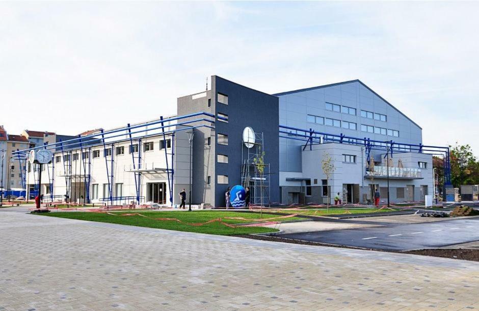Manirosi 5 Apartment Subotica Ngoại thất bức ảnh